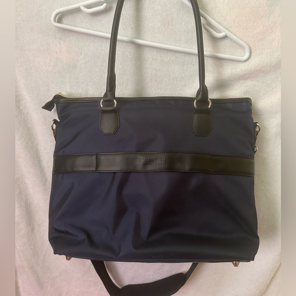Kenneth Cole Reaction Navy Laptop Bag - Picture 3 of 7